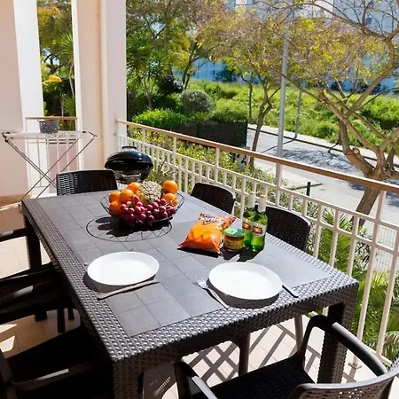 Tac - Rosa Pool & Apartman Portimão